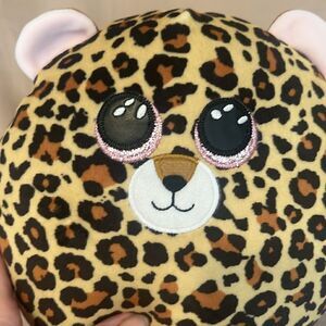 NWOT Ty Livvie leopard squish a boo